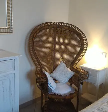 Il Gufo Pensatore Apartment *